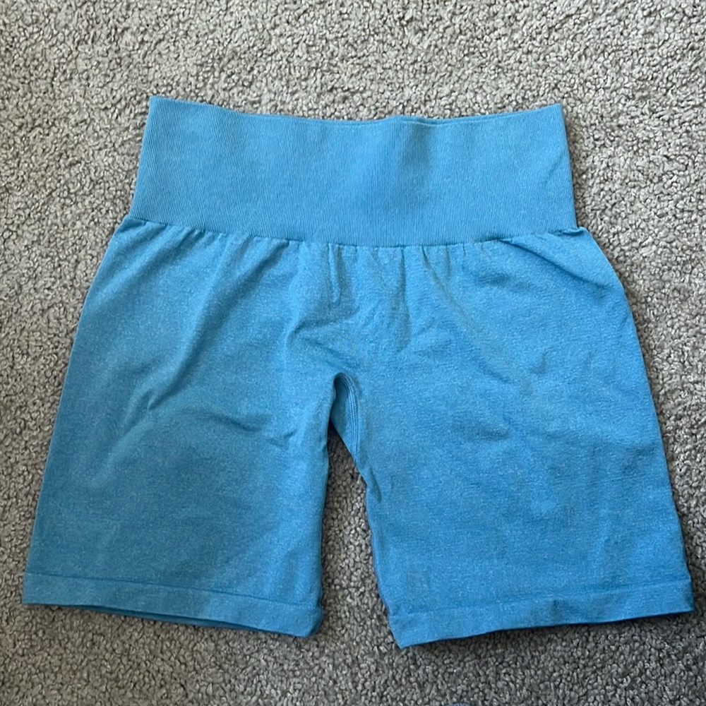 NVGTN shorts size M